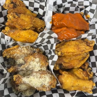 20 Pieces Wings Combo for Two (UP TO 4 FLAVORS)