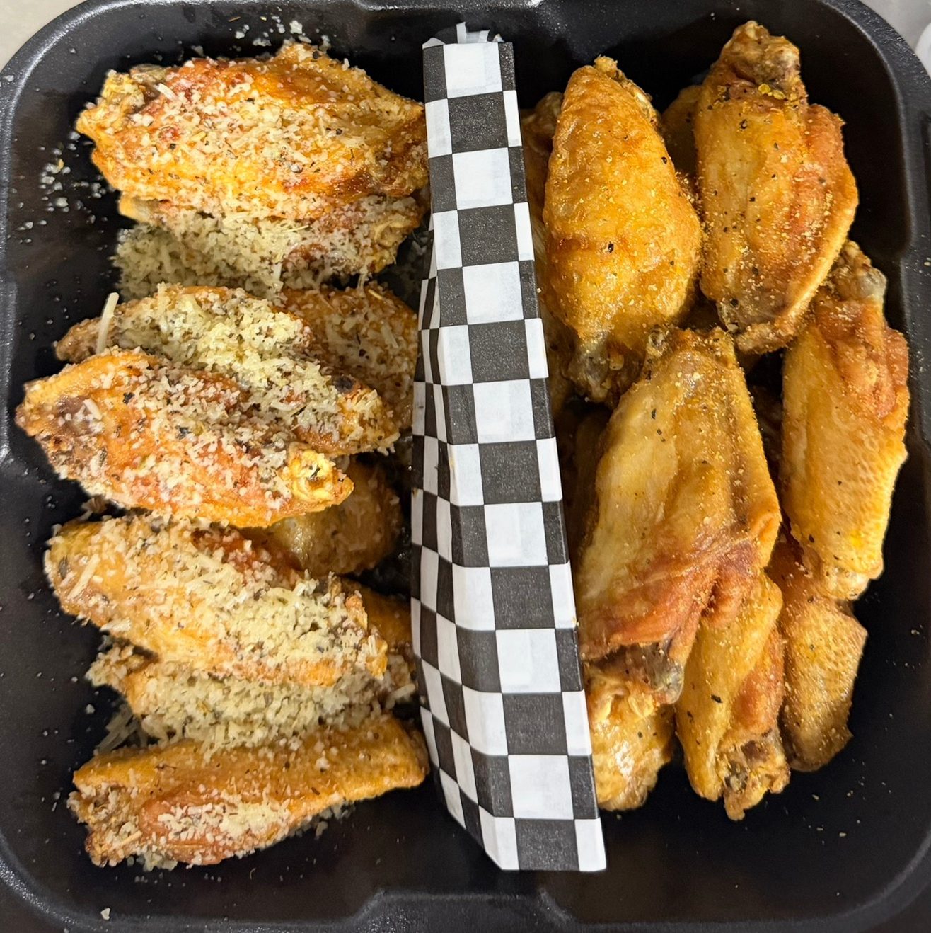 12 Piece Wings (Up to 2 Flavors).