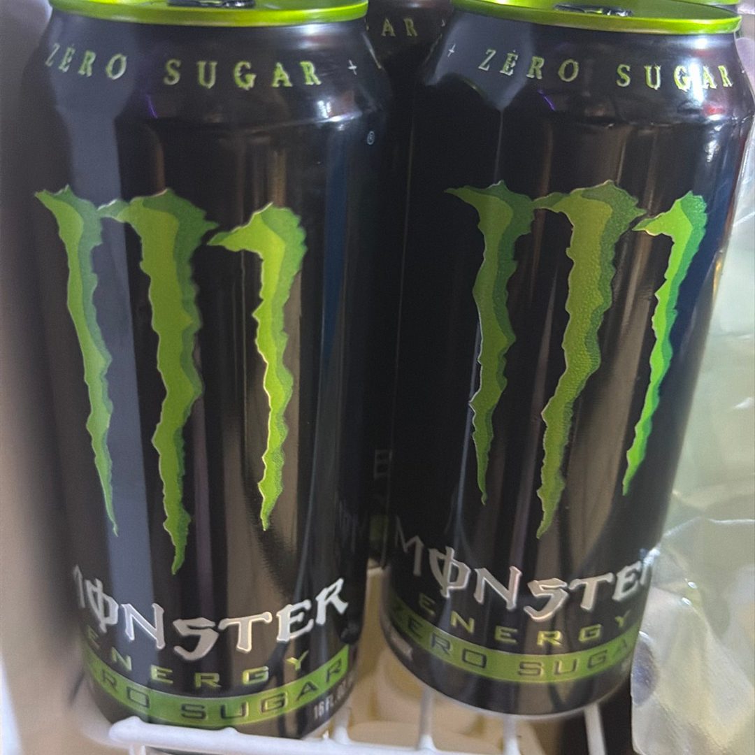 Monster Energy 16 oz Original Green.